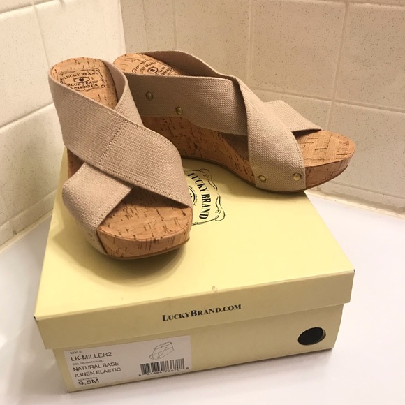 Lucky Brand Shoes - Tan Lucky Brand Wedges NWT